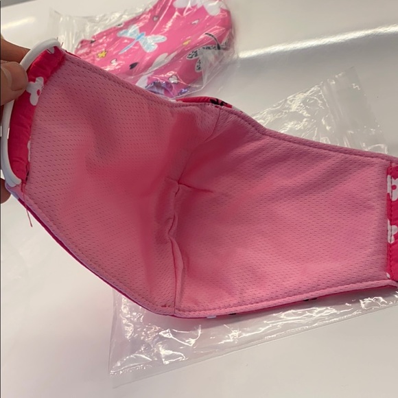 Cherry blossom mask - Picture 2 of 3